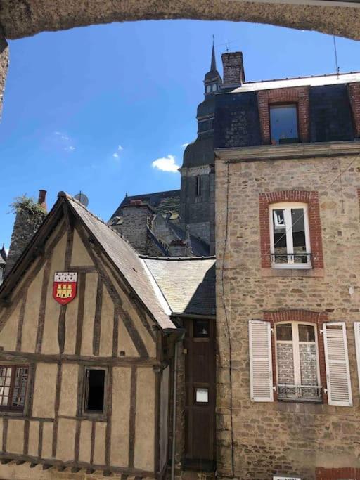 Appartement En Plein Coeur Historique De Динан Экстерьер фото